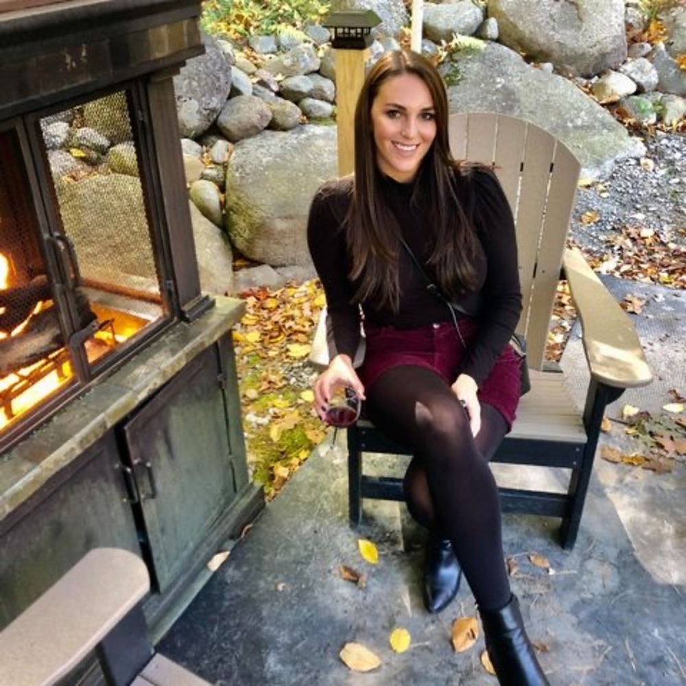 Meet your Posher, Jillian
